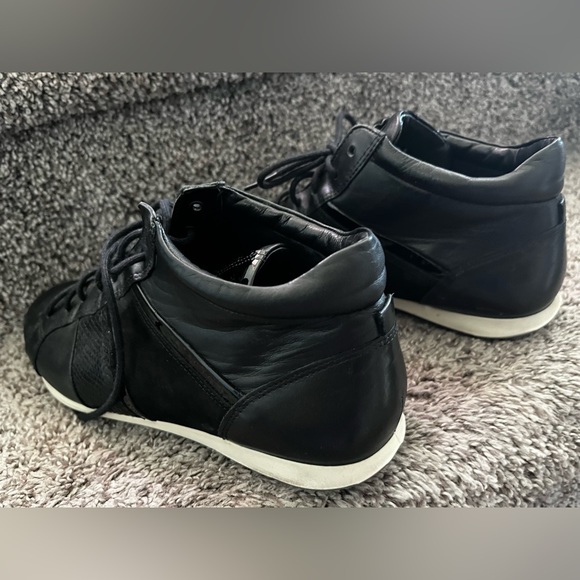 ECCO REAL LEATHER SHOES IN EUC SIZE 37 - Picture 2 of 6